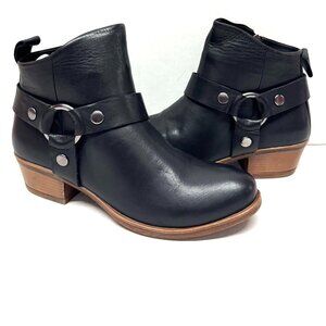 MIZ MOOZ SOFT LEATHER BOOTIE SIDE ZIP BUCKLE 37EU / 7US BLACK Z-152